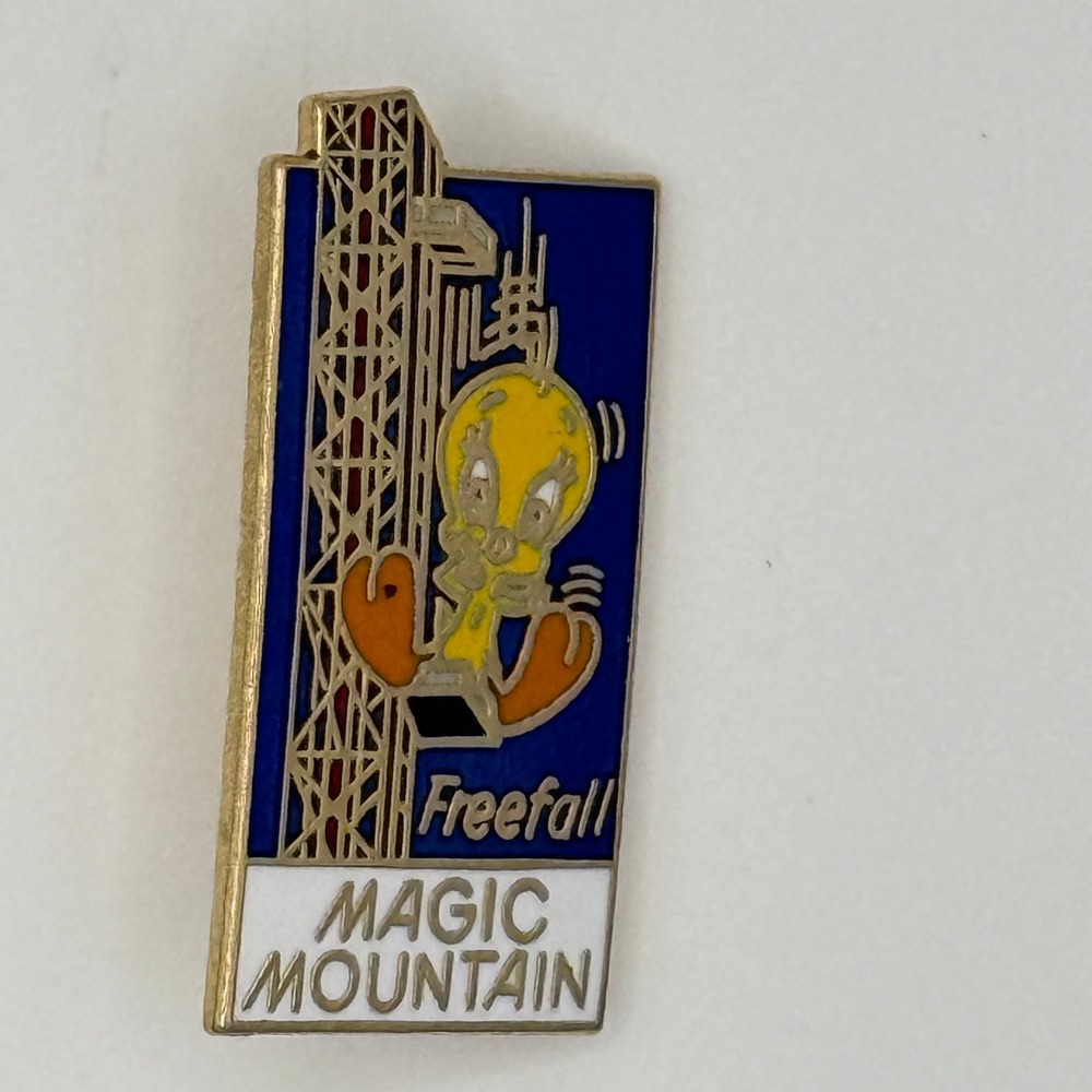 Vintage 1987 Six Flags Magic Mountain Tweety Bird‎ Freefall Pin Pinnacle Designs